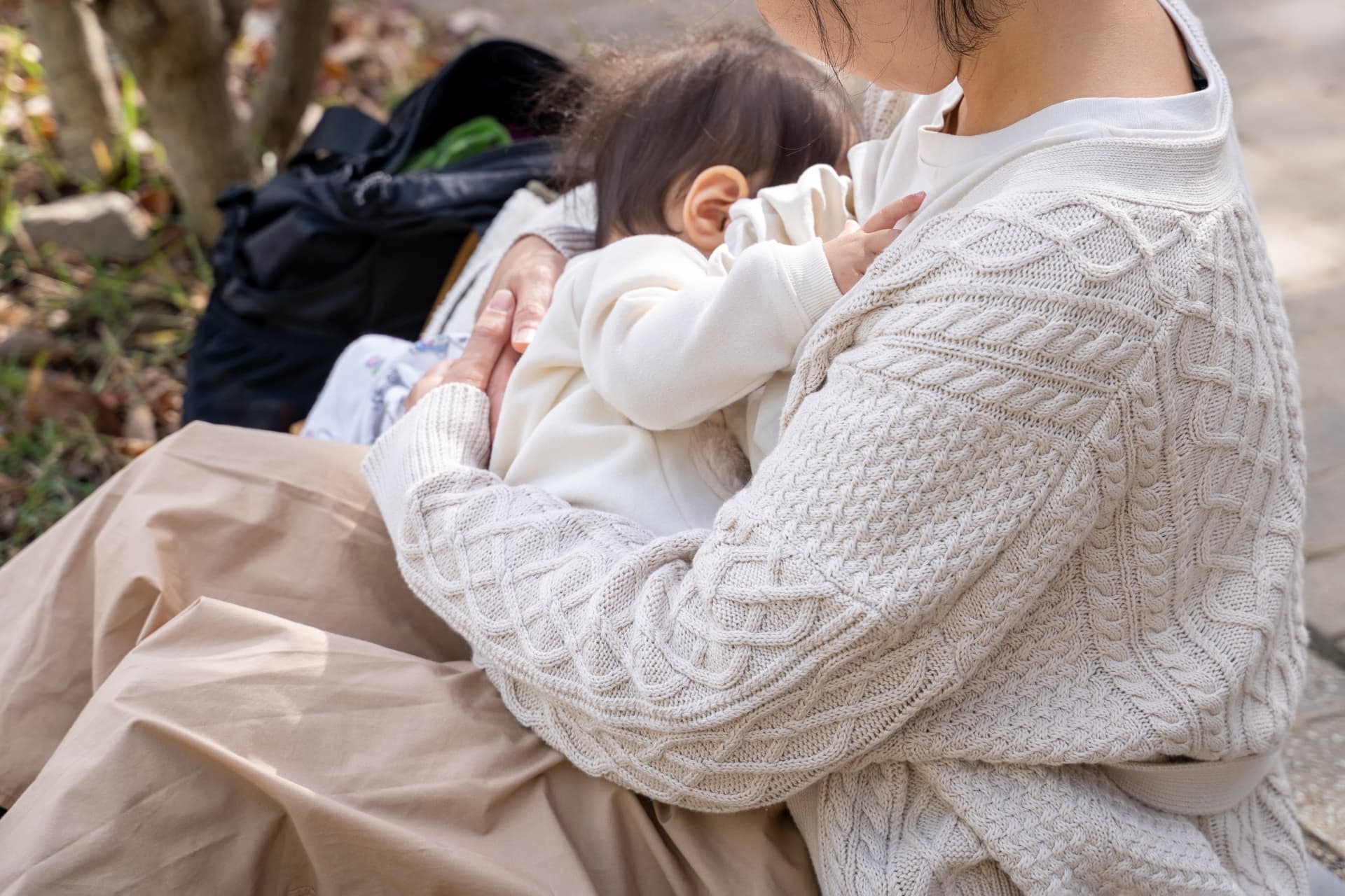 外出先で授乳